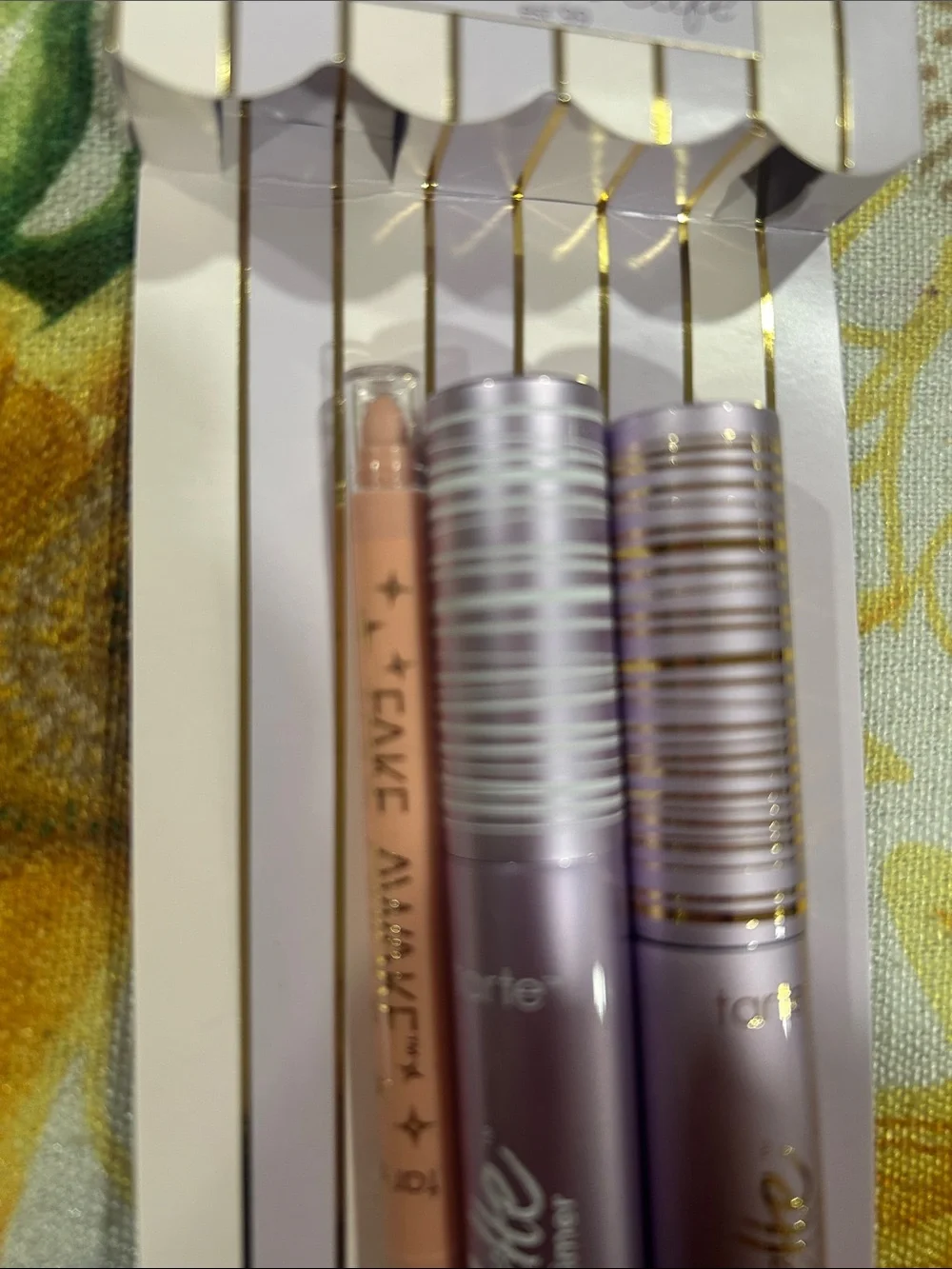 Tarte BUNDLE Tubing Mascara,Tubing Primer, Fake Awake Eyeliner,2 charms/keychain